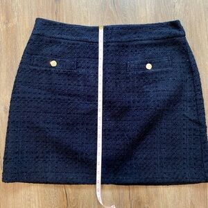 button pocket shift skirt